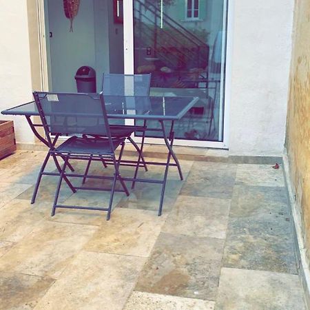 Belle Appartement Studieux Centre Ville Avignon Exterior photo