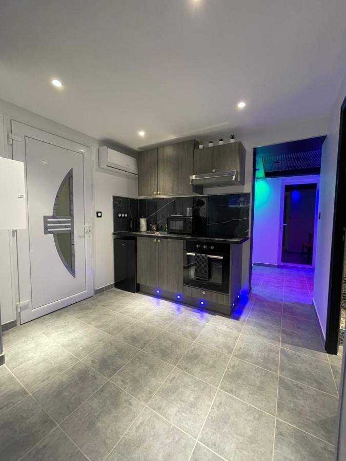 Belle Appartement Studieux Centre Ville Avignon Exterior photo